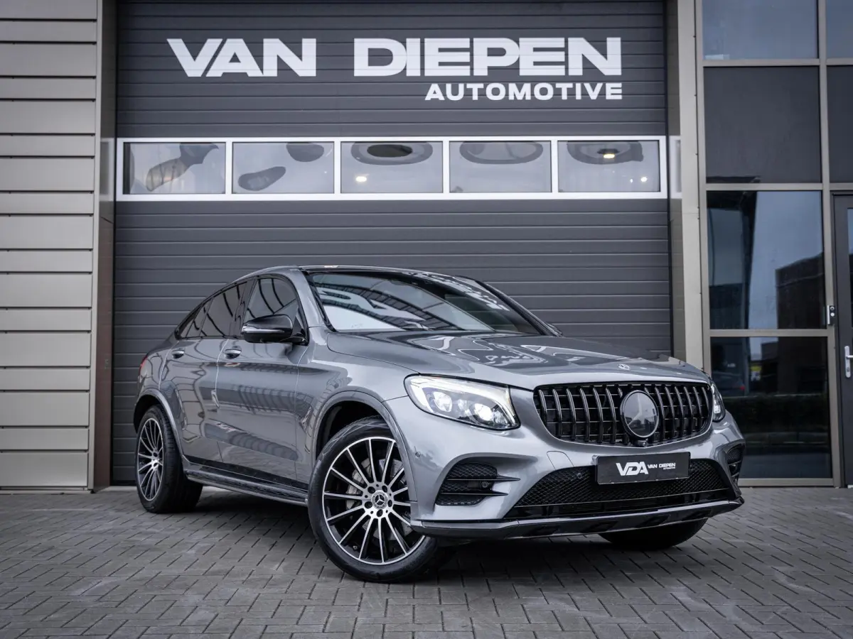 GLC250 4MATIC Business Solution AMG - Pano | Luchtv. | ACC | Burm. l Trekh.