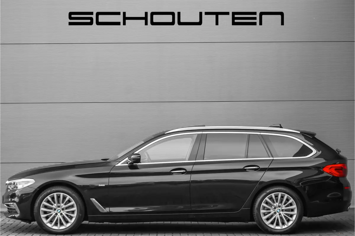 530i High Executive Luxury Pano Camera HiFi Leder ACC