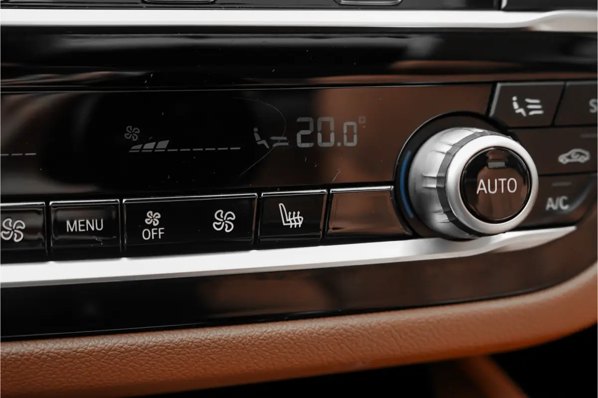 530i High Executive Luxury Pano Camera HiFi Leder ACC