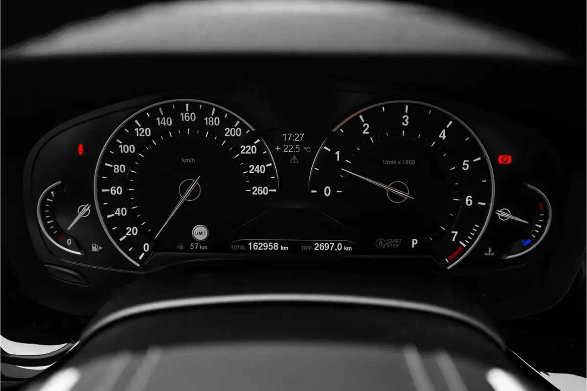 530i High Executive Luxury Pano Camera HiFi Leder ACC