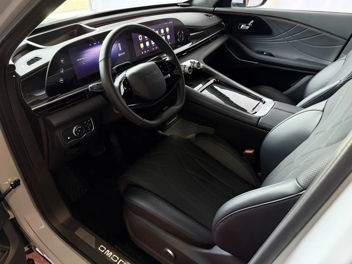 OMODA 9 PREMIUM AWD 538 PK 145 KM ELEC 1000 KM TOTAAL 4WD 4X4