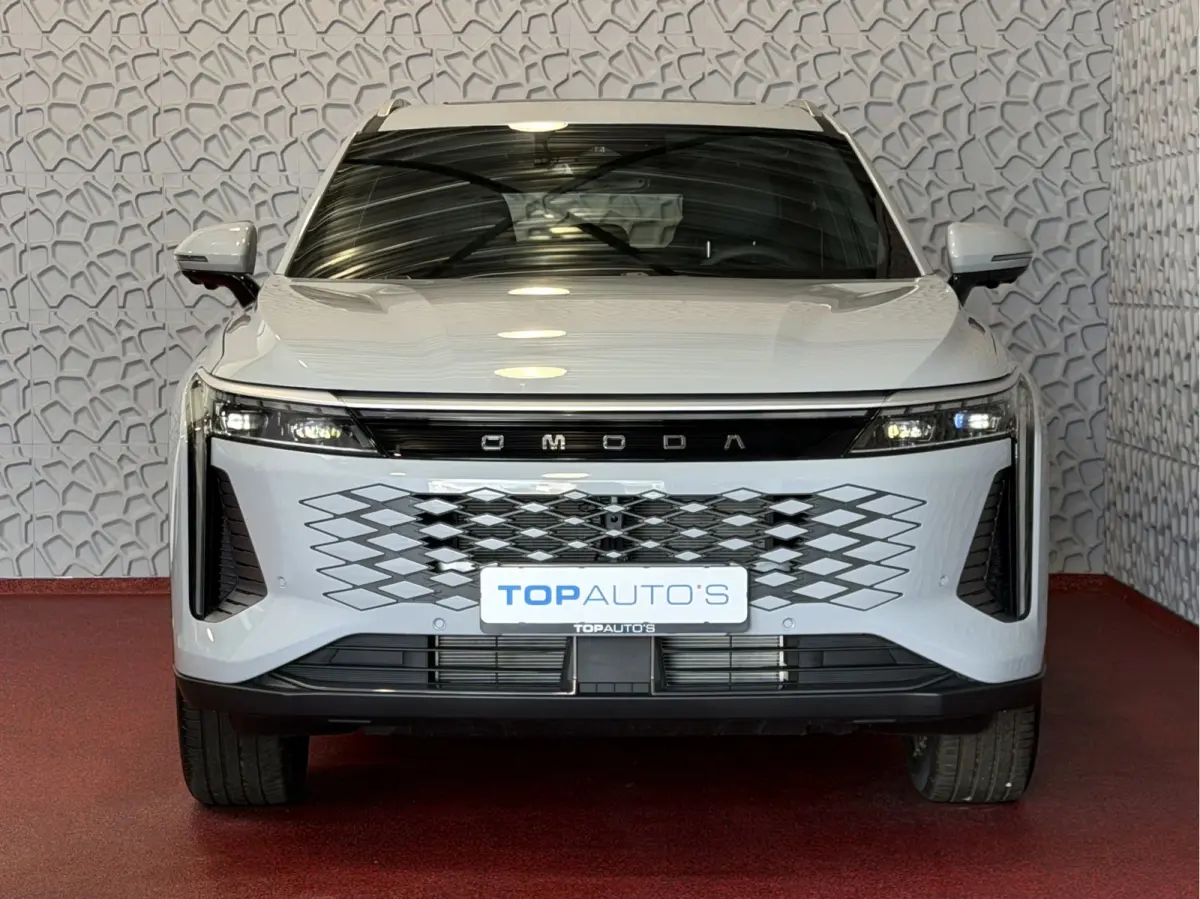 OMODA 9 PREMIUM TECH GRAY AWD 145 KM ELEC MET BENZINE 1000KM 538 PK | 4WD 4X4