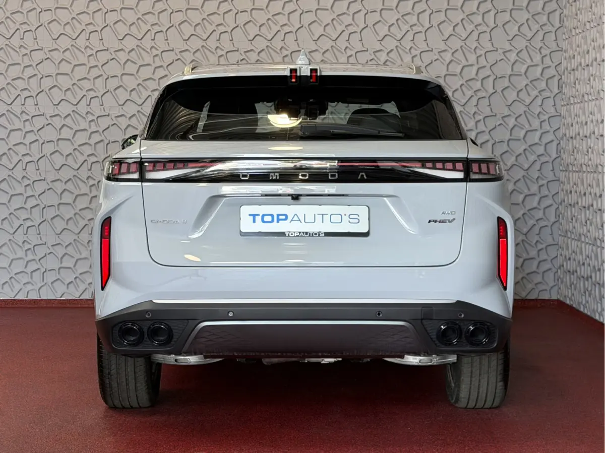 OMODA 9 PREMIUM TECH GRAY AWD 145 KM ELEC MET BENZINE 1000KM 538 PK | 4WD 4X4