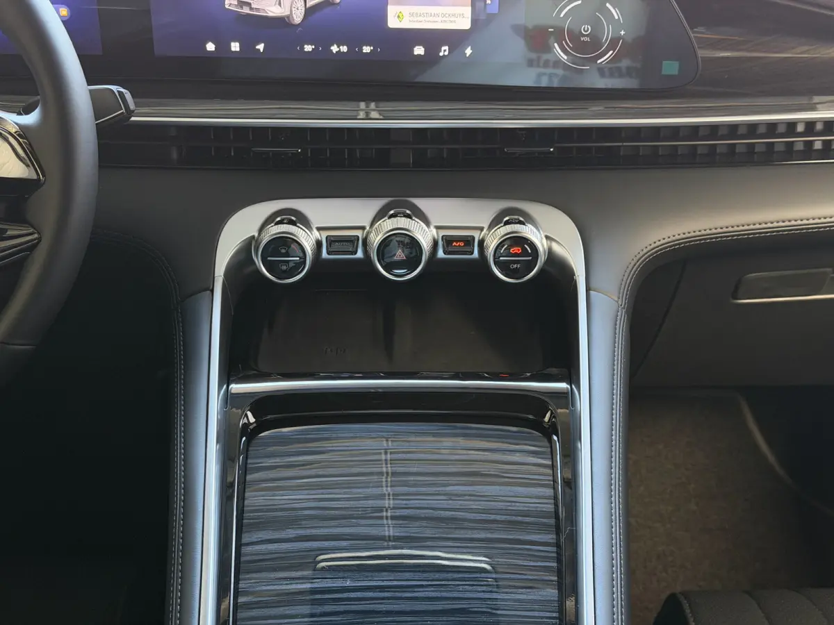 OMODA 9 PREMIUM AWD | 145 KM / TOTAAL MET BENZINE 1000KM ELEKTRISCH | 538 PK | 4WD 4X4
