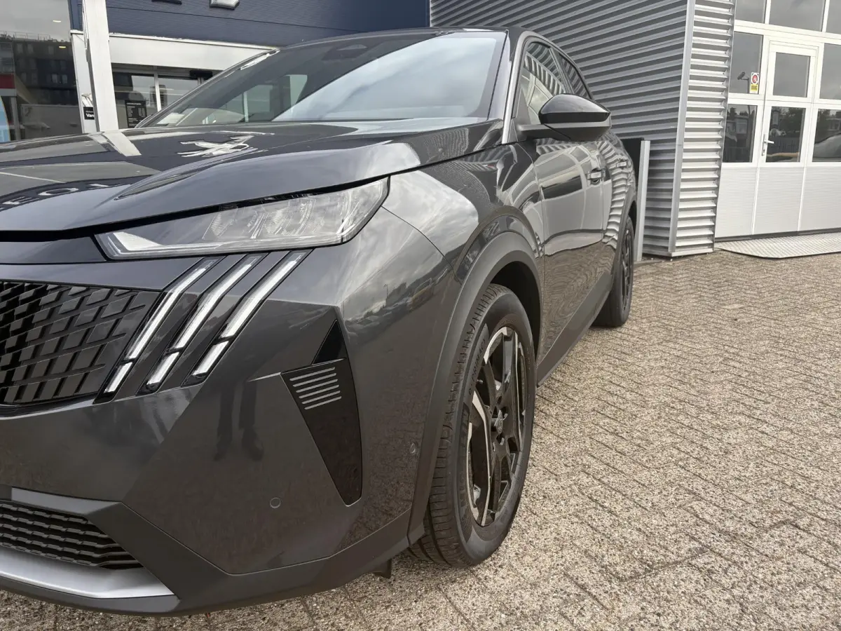1.6 plug-in Hybrid 195 Allure