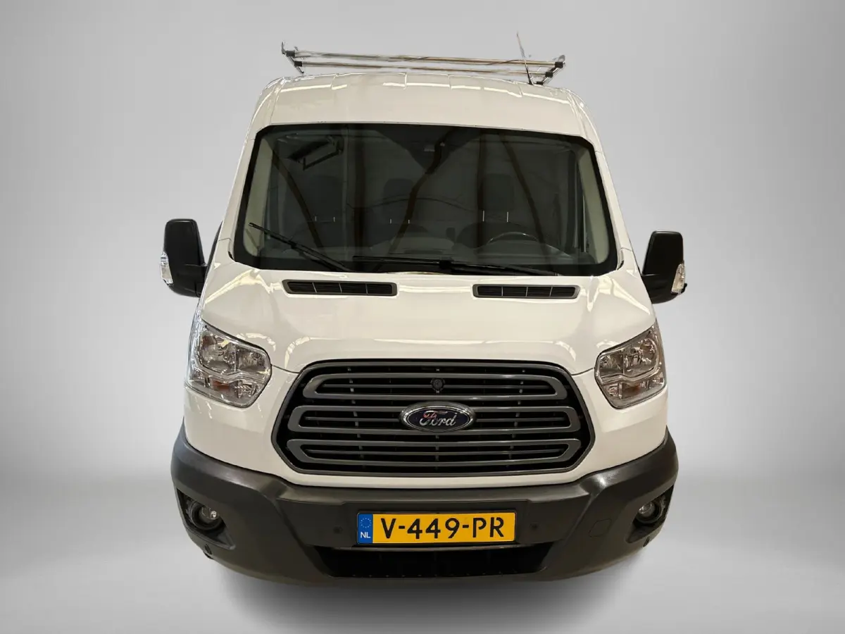 2.0 TDCI L2H2 3Pers. / Pdc.V+A / Airco / Radio multimedia / Imperial + Ladder / Zeer nette bus! / Apk 07-2027