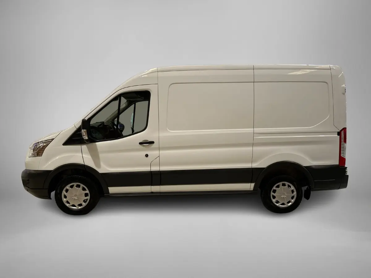 2.0 TDCI L2H2 3Pers. / Pdc.V+A / Airco / Radio multimedia / Imperial + Ladder / Zeer nette bus! / Apk 07-2027