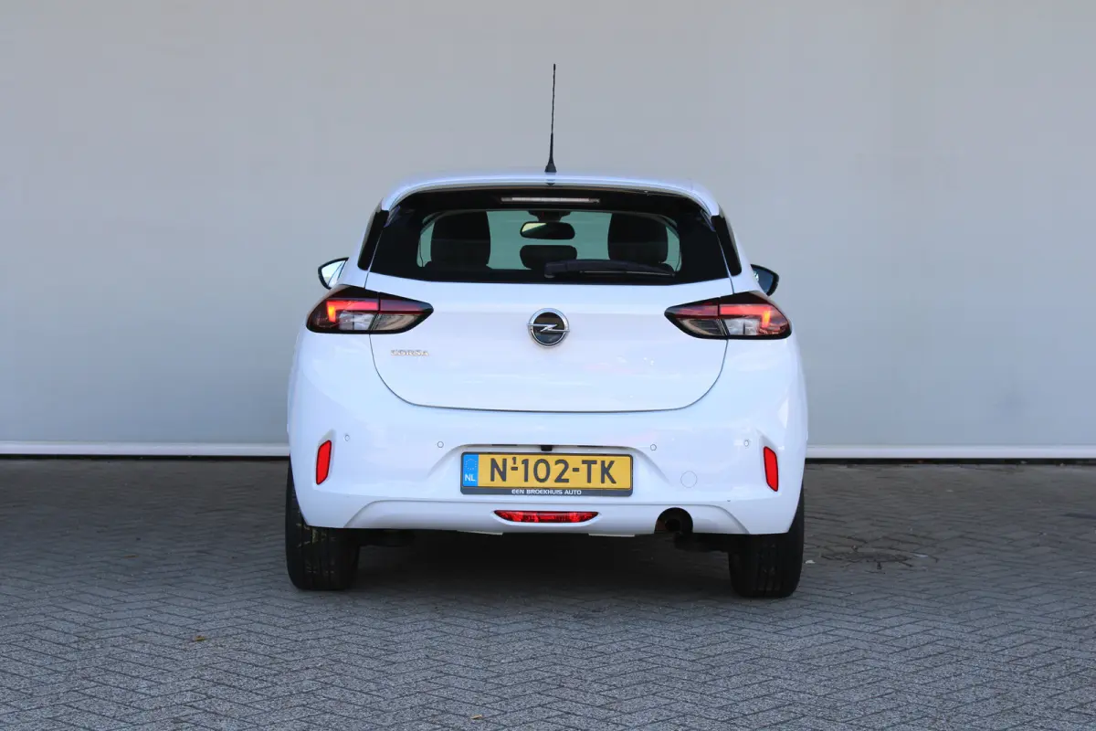 1.2 Elegance | Navigatie | Camera | LED koplampen | Apple Carplay |