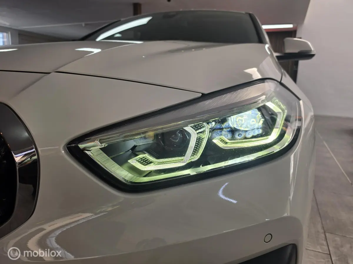 120i Executive|Carplay|Nieuwe Staat!