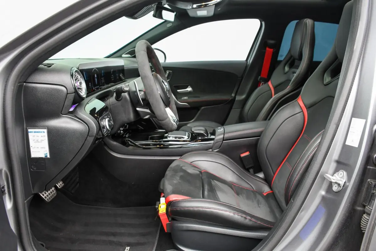 AMG 35 4MATIC Edition 1 Pano Schaalstoelen
