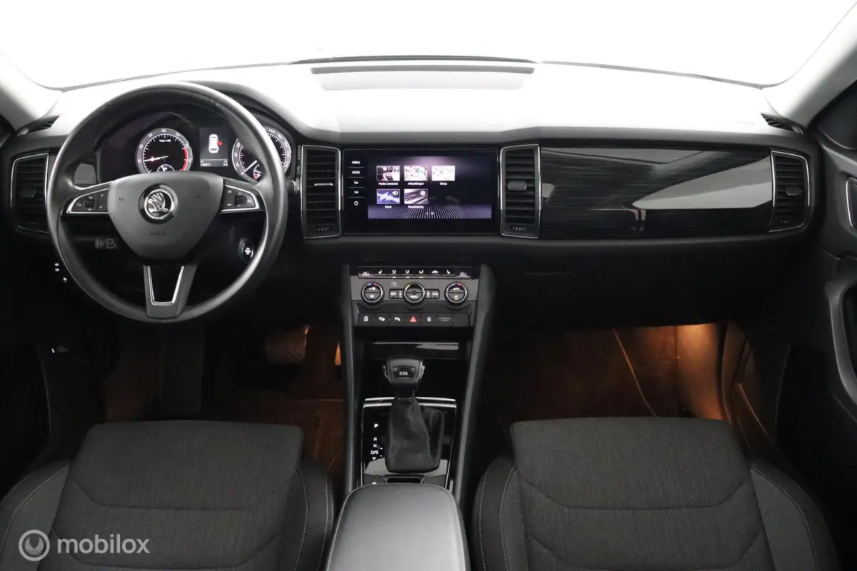 1.5 TSI Sportline Business 7p. PANO / TR.HAAK / STOELVERW. / CLIMA / NAVI /
