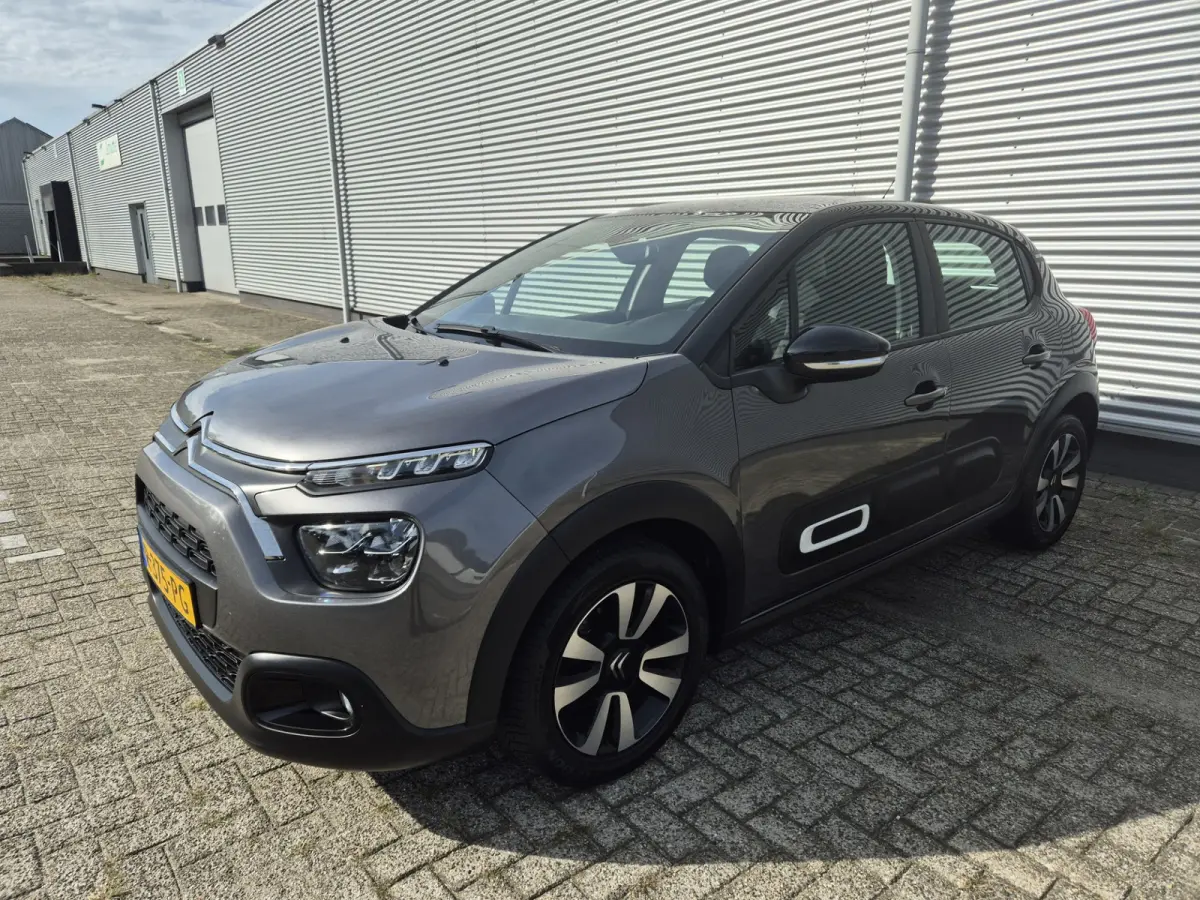 1.2 PureTech Shine,Navigatie/Carplay/Andriod,Achteruitrijcamera,parksensoren,LM velgen