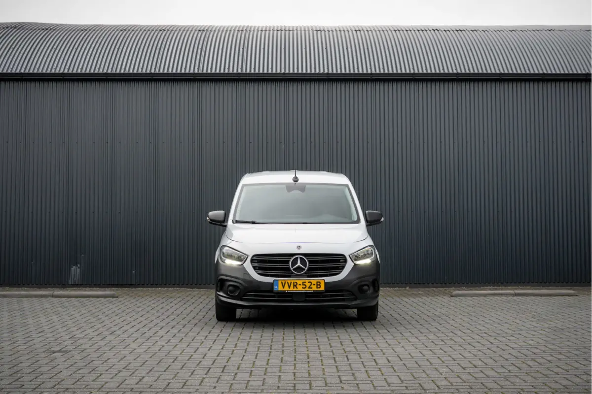 108 CDI L1 Pro | LED | 1e Eigenaar | Camera | Carplay | Cruise | Airco