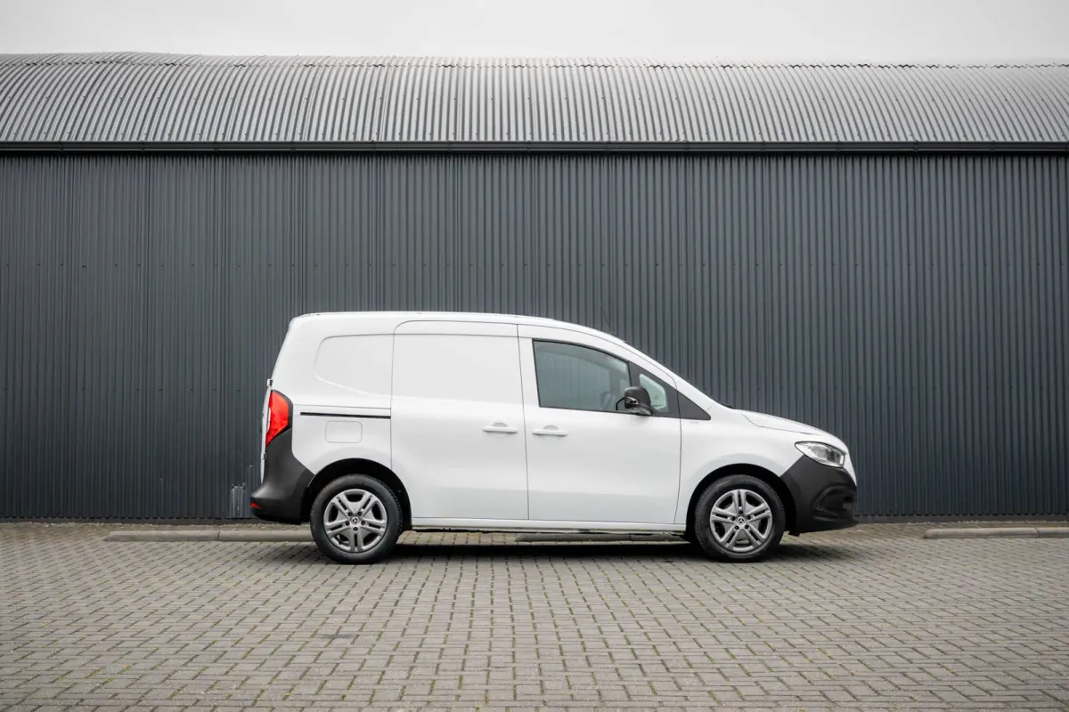 108 CDI L1 Pro | LED | 1e Eigenaar | Camera | Carplay | Cruise | Airco