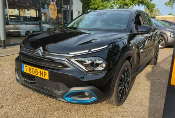 Feel Pack 50 kWh 96,94% SoH! | Apple Carplay/Android Auto | Camera | Stoelverwarming | Navigatie | Climate Control