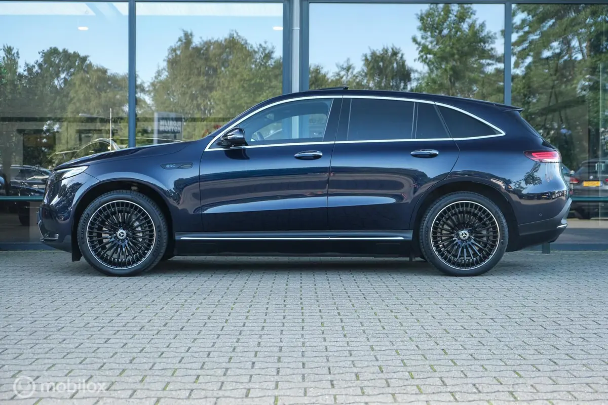 400 4MATIC AMG Line Premium+ 80 kWh | 95,7% SOH | Schuif-kanteldak | Trekhaak | HUD | ACC | Stoelverwarming | Memory | Ambient | 360 camera | 21 " AMG Multispaak