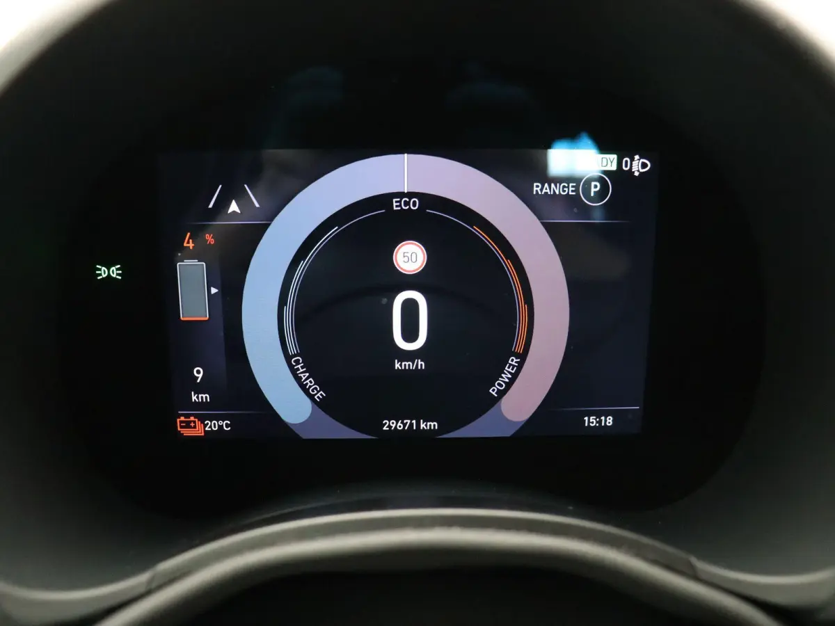 Icon | 320km WLTP | 85KWh Snelladen | Cruise control | SOH 94% |
