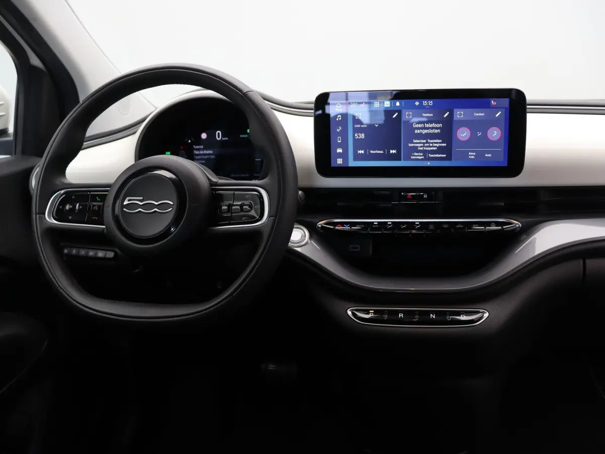 Icon | 320km WLTP | 85KWh Snelladen | Cruise control | SOH 94% |