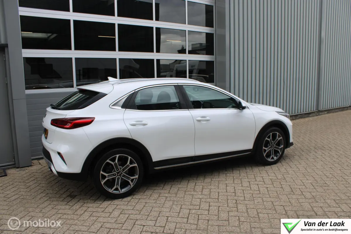 1.0 T-GDi DynamicLine | 1e Eigenaar Boekjes | Apple Carplay/Android Auto.