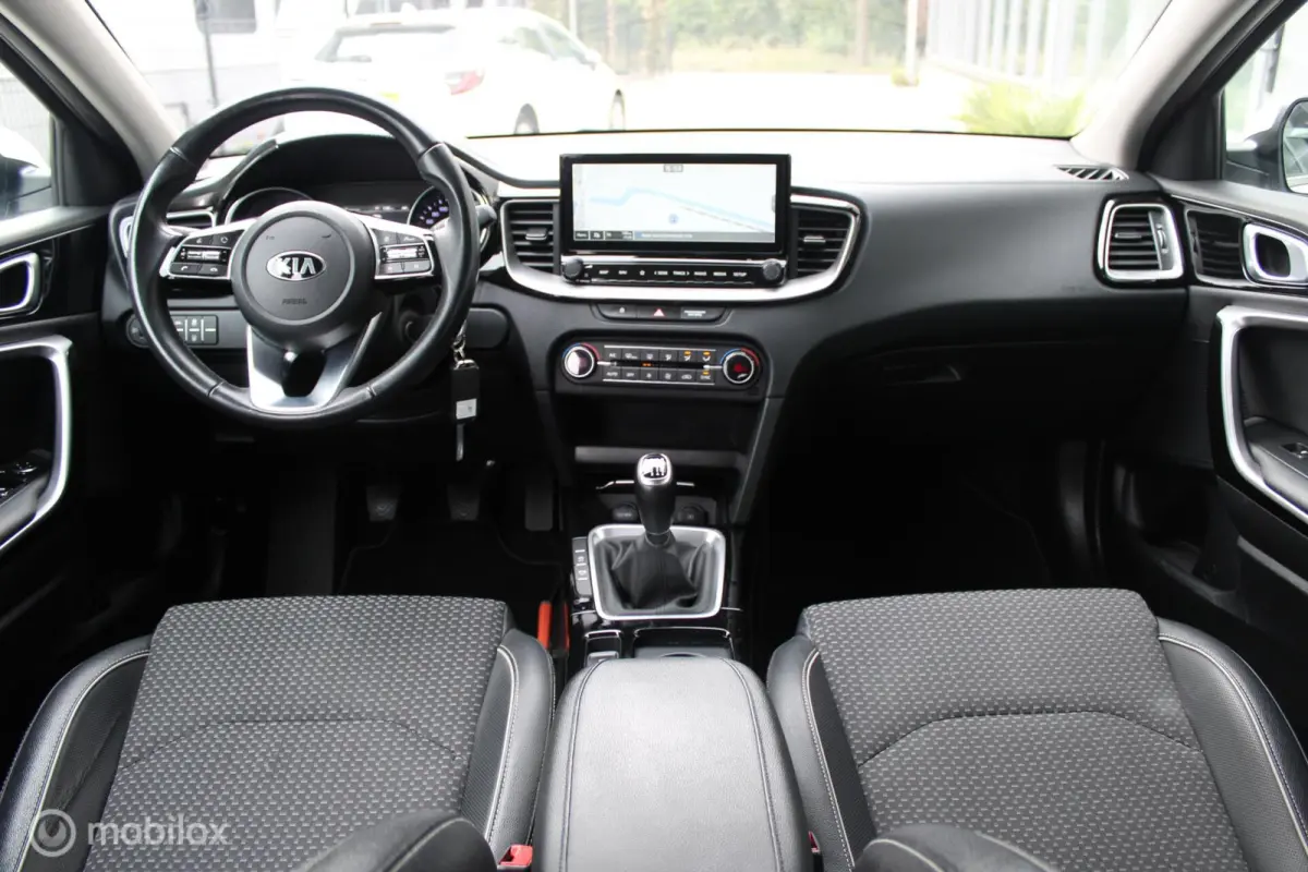 1.0 T-GDi DynamicLine | 1e Eigenaar Boekjes | Apple Carplay/Android Auto.