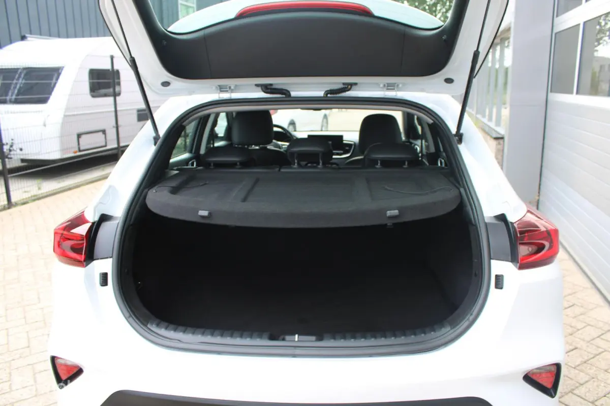 1.0 T-GDi DynamicLine | 1e Eigenaar Boekjes | Apple Carplay/Android Auto.