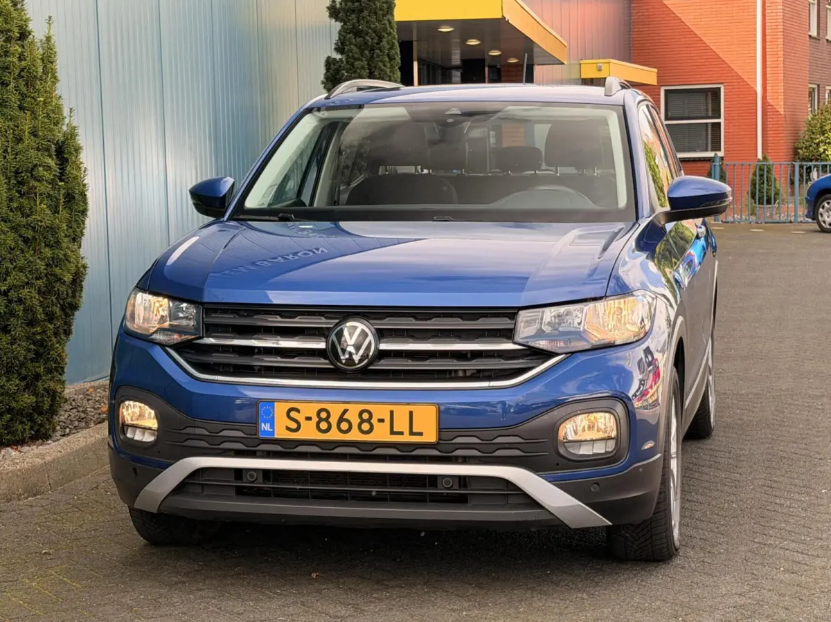 1.0 TSI DSG AUT. Life CARPLAY | ADAPT.CRUISE | NAV | PDC | DAB | LMV
