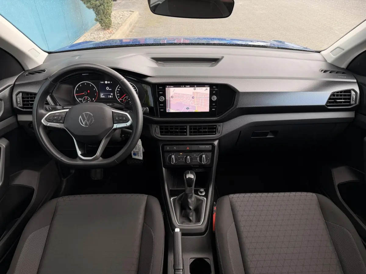 1.0 TSI DSG AUT. Life CARPLAY | ADAPT.CRUISE | NAV | PDC | DAB | LMV