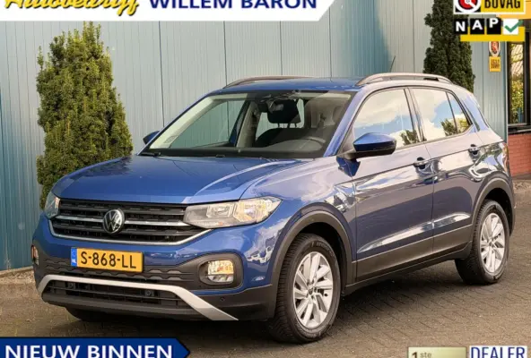 1.0 TSI DSG AUT. Life CARPLAY | ADAPT.CRUISE | NAV | PDC | DAB | LMV
