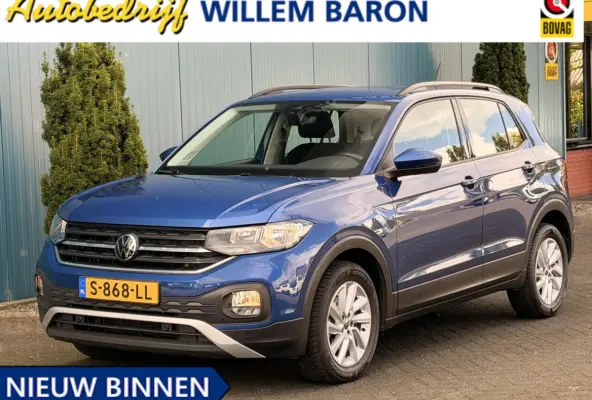 1.0 TSI DSG AUT. Life CARPLAY | ADAPT.CRUISE | NAV | PDC | DAB | LMV
