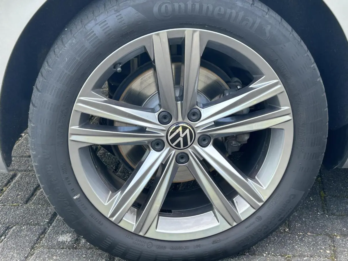 1.4 TSI eHybrid R-Line Business+ PANO DAK I TREKHAAK I DIGI DISPLAY