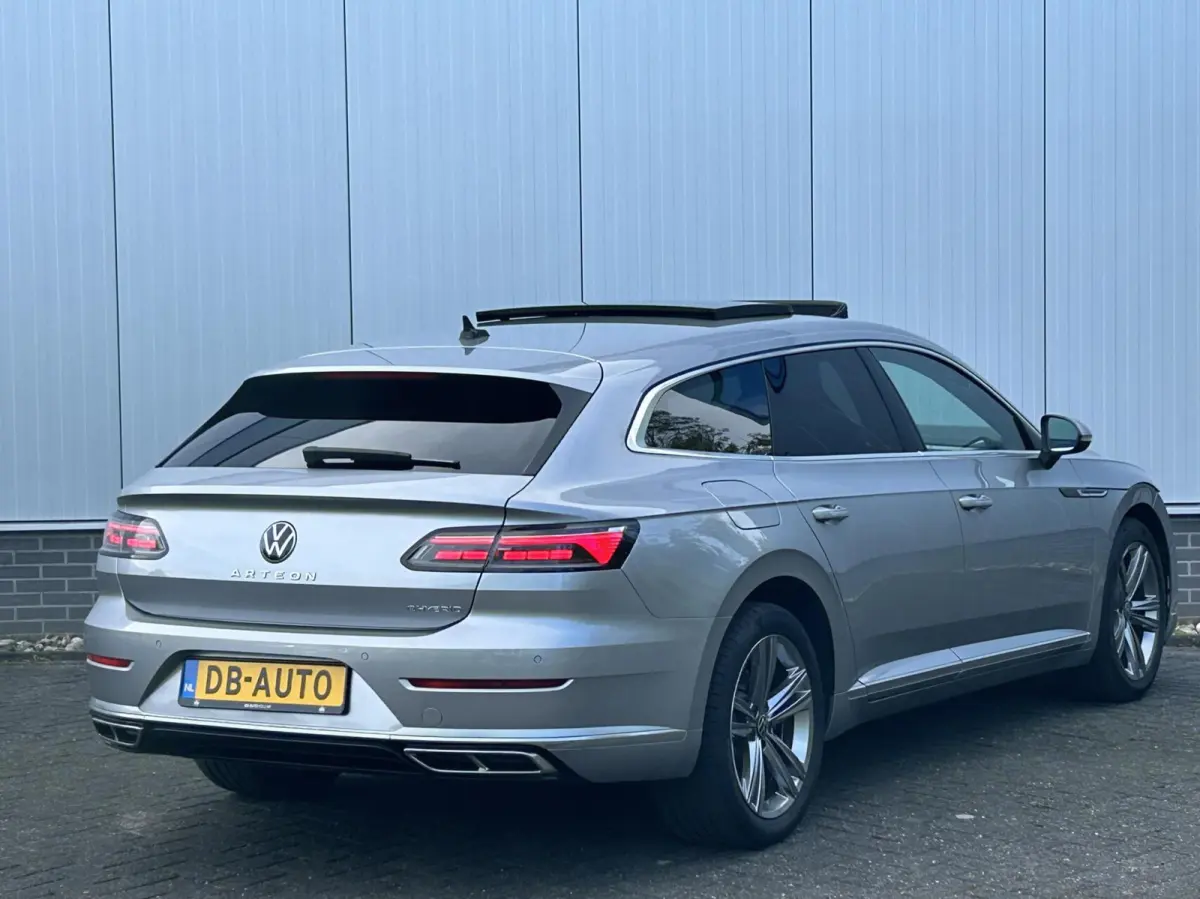 1.4 TSI eHybrid Elegance Business+ PANO DAK I TREKHAAK I DIGI DISPLAY