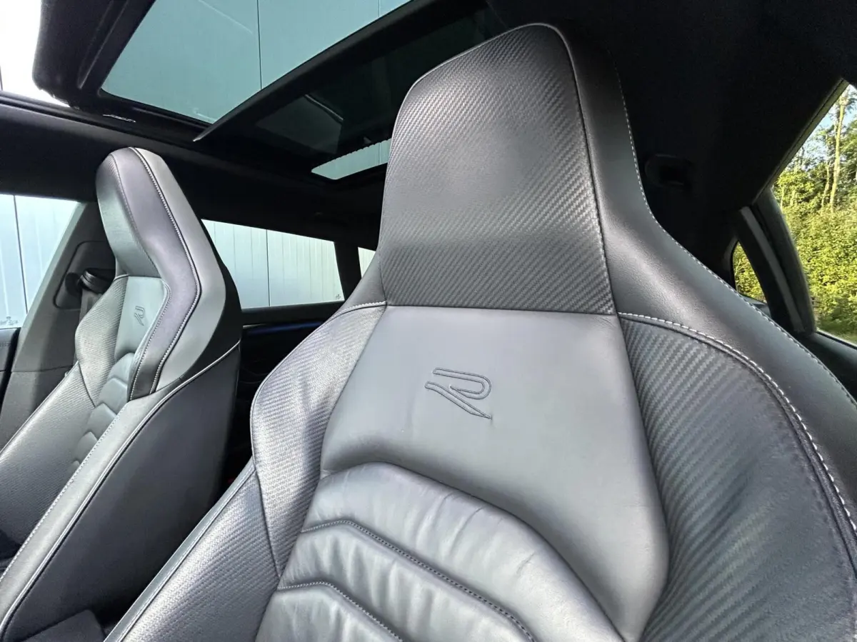 1.4 TSI eHybrid R-Line Business+ PANO DAK I TREKHAAK I DIGI DISPLAY