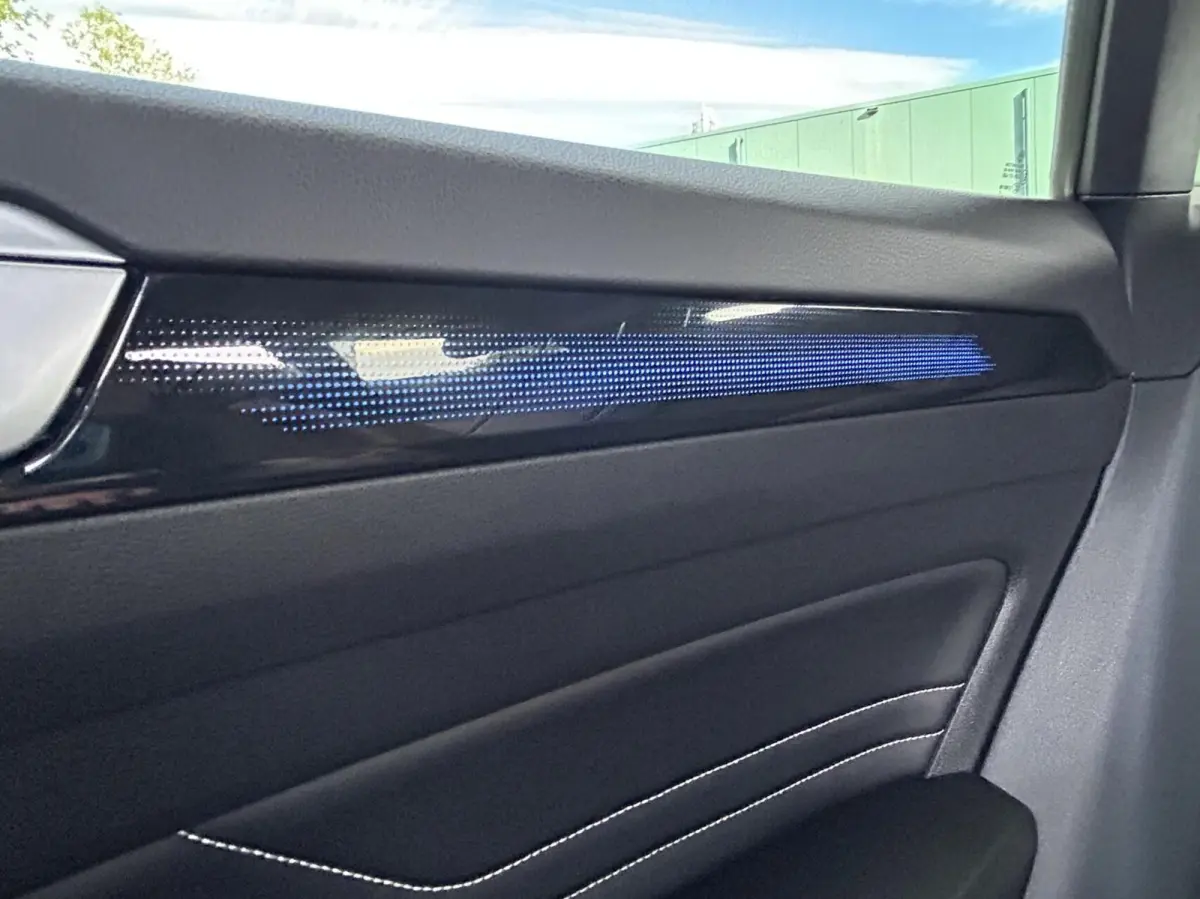 1.4 TSI eHybrid R-Line Business+ PANO DAK I TREKHAAK I DIGI DISPLAY