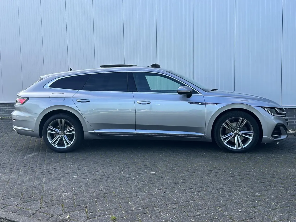 1.4 TSI eHybrid Elegance Business+ PANO DAK I TREKHAAK I DIGI DISPLAY
