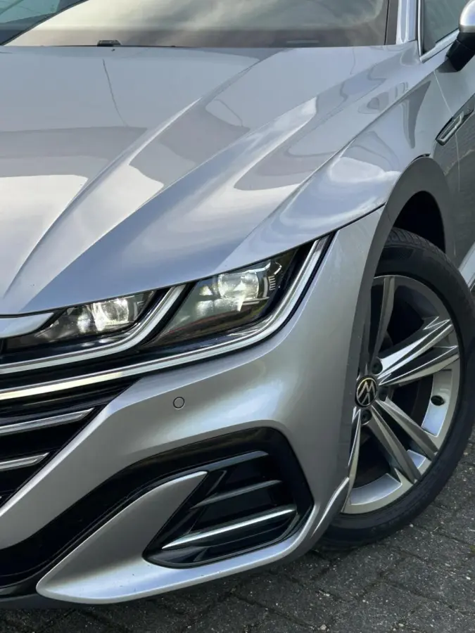 1.4 TSI eHybrid R-Line Business+ PANO DAK I TREKHAAK I DIGI DISPLAY