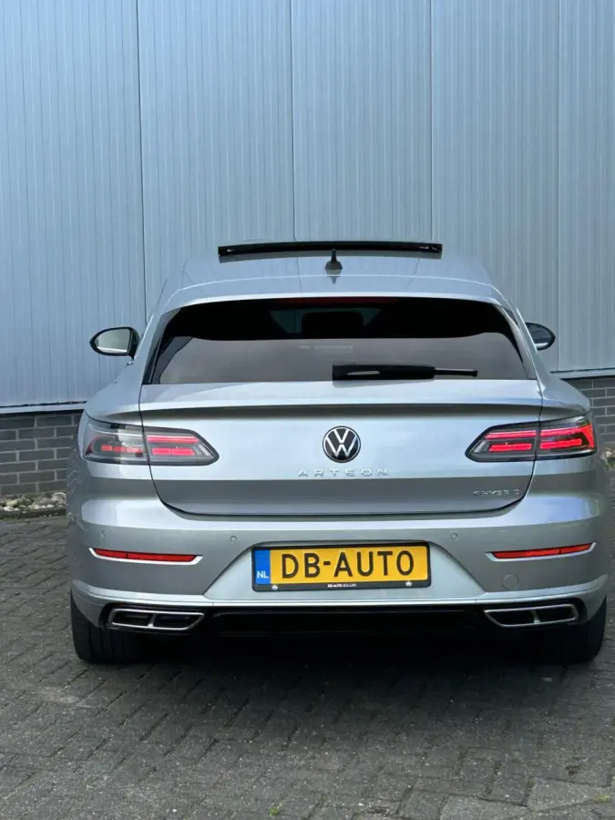 1.4 TSI eHybrid Elegance Business+ PANO DAK I TREKHAAK I DIGI DISPLAY