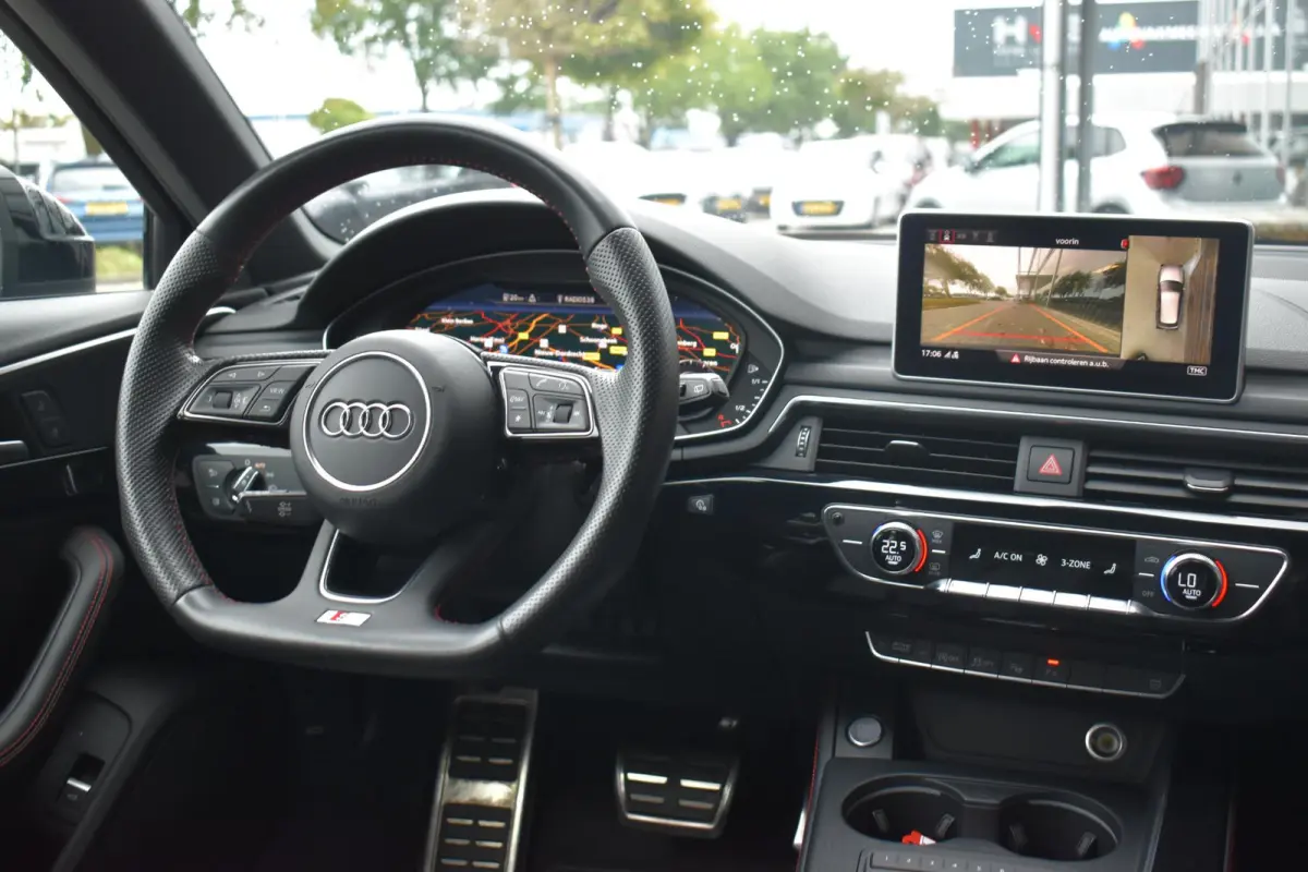 45 TFSI quattro Sport S line black edition