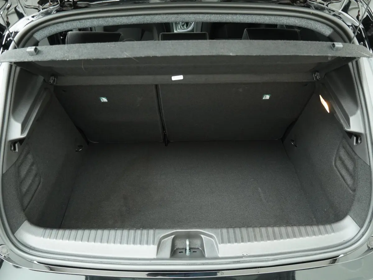 techno full hybrid E-Tech 145 | Groot Navigatie | Stoel- & Stuurverw. | Climate Control |