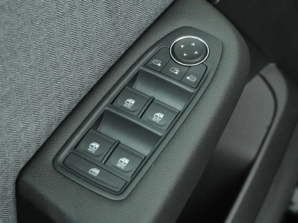 techno full hybrid E-Tech 145 | Groot Navigatie | Parkeercamera | Climate Control |
