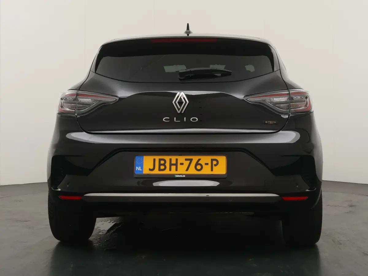 techno full hybrid E-Tech 145 | Groot Navigatie | Parkeercamera | Climate Control |