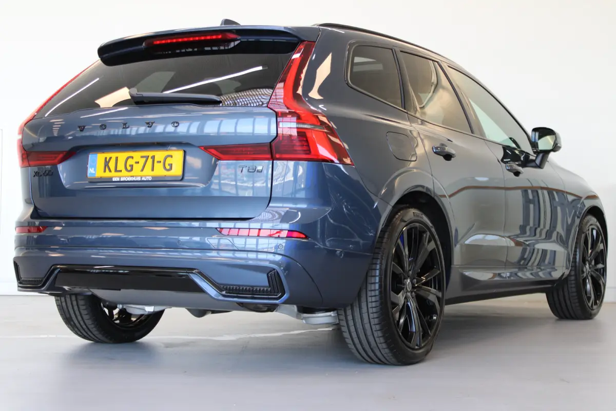 T8 405PK Ultra Black Edition Exec | Full option! | Luchtvering | 360 | Geheugen | Massage