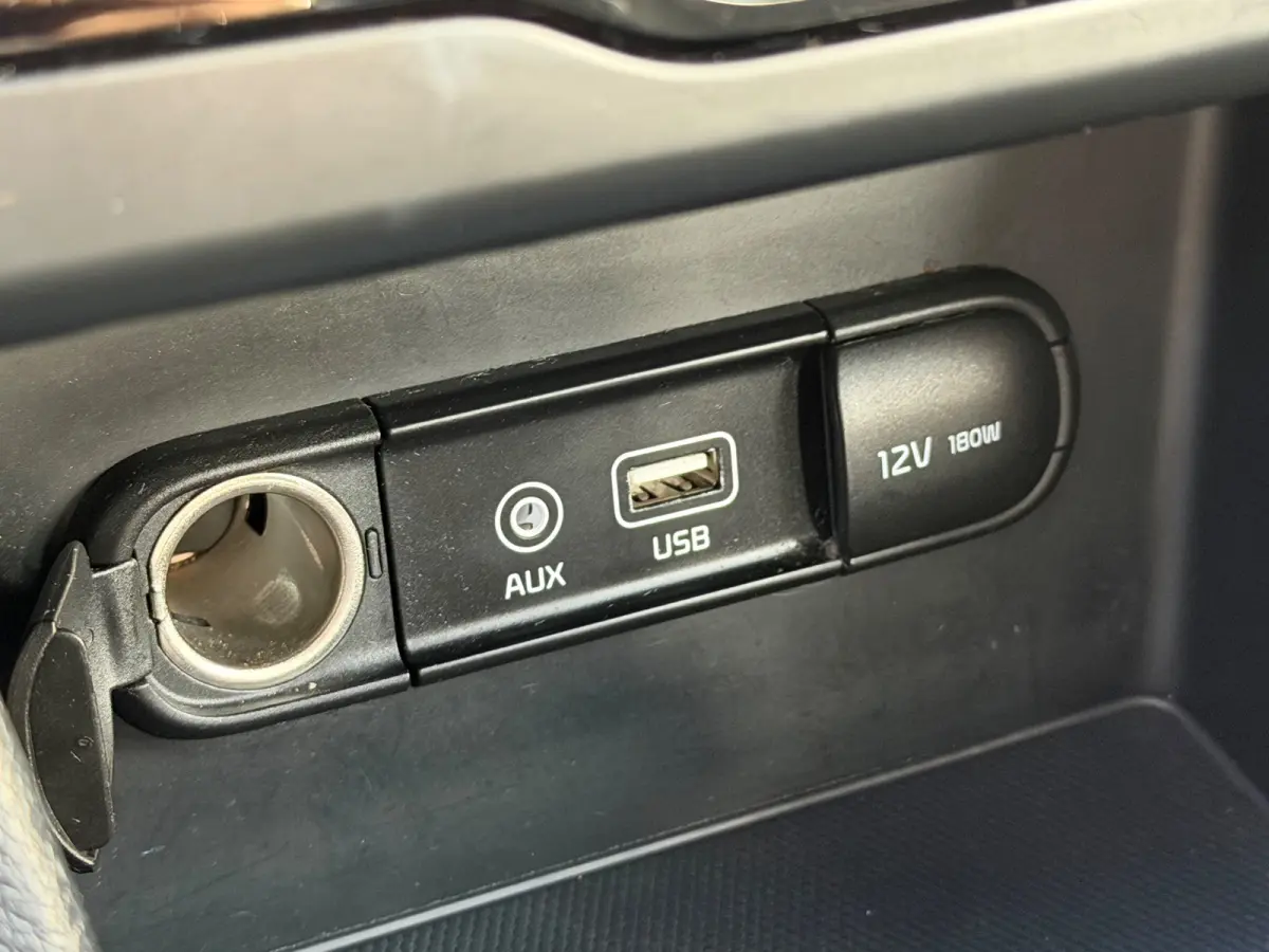 1.6 GDi Hybrid DynamicLine|Trekhaak|CarPlay|Navi|HalfLeder|Camera|Climate|Cruise|PDC|N.A.P|