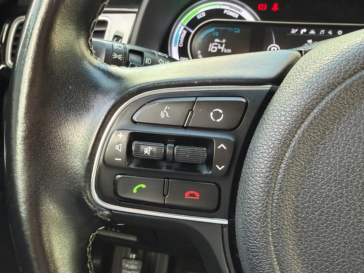 1.6 GDi Hybrid DynamicLine|Trekhaak|CarPlay|Navi|HalfLeder|Camera|Climate|Cruise|PDC|N.A.P|