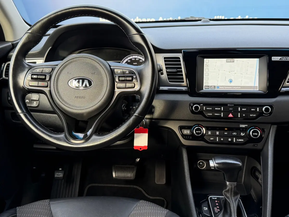 1.6 GDi Hybrid DynamicLine|Trekhaak|CarPlay|Navi|HalfLeder|Camera|Climate|Cruise|PDC|N.A.P|