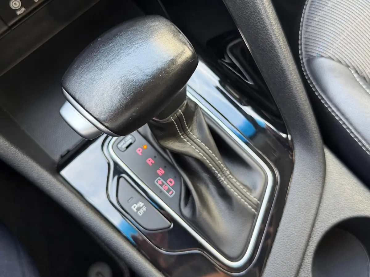 1.6 GDi Hybrid DynamicLine|Trekhaak|CarPlay|Navi|HalfLeder|Camera|Climate|Cruise|PDC|N.A.P|