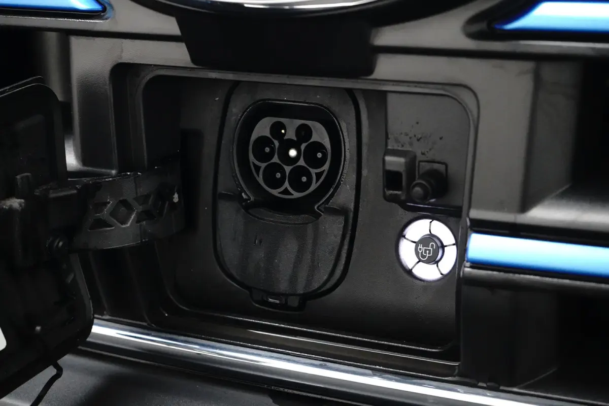 350 L4H1Trend Bakwagen Pick-Up | Laadbak | 100% Elektrisch |