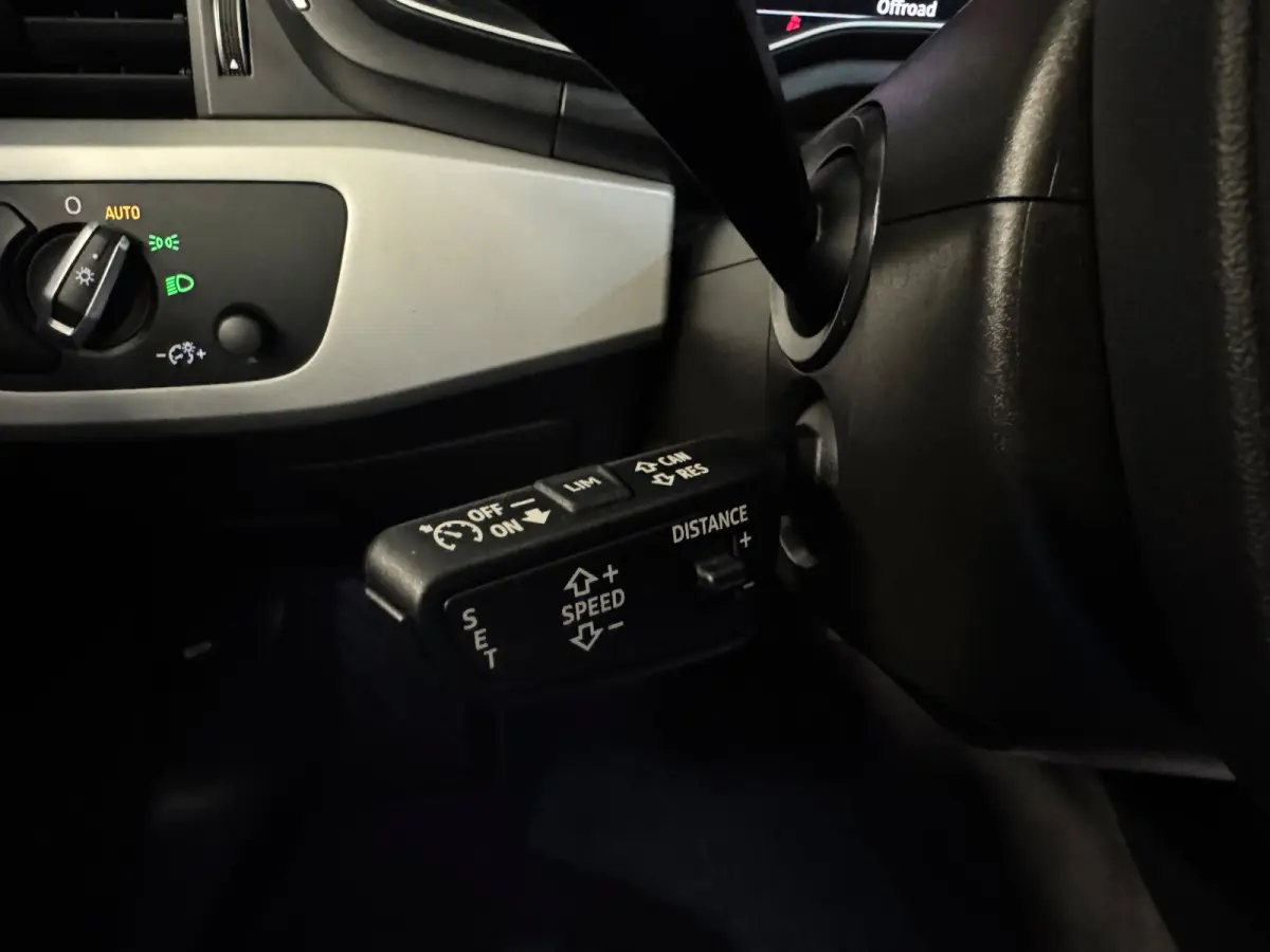 40 TFSI 204PK S-TRONIC S-LINE SPORT LEDER/CAMERA/CARPLAY