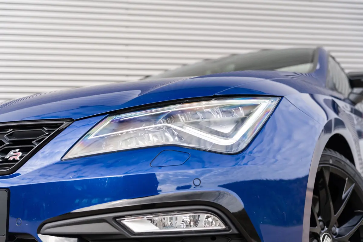 2.0 TSI FR Business Intense BLACK LINE*VIRTUAL*PANO*ACC*KEYLESS*LANE*BEATS*VOLL