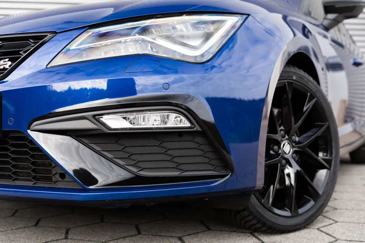 2.0 TSI FR Business Intense BLACK LINE*VIRTUAL*PANO*ACC*KEYLESS*LANE*BEATS*VOLL