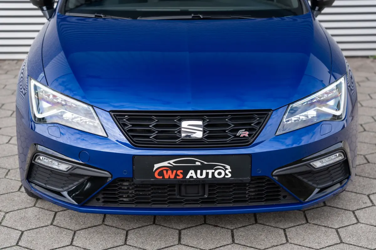 2.0 TSI FR Business Intense BLACK LINE*VIRTUAL*PANO*ACC*KEYLESS*LANE*BEATS*VOLL
